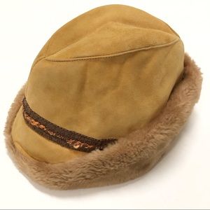 Vintage UNITED HATTERS Bavarian Large Cap / Hat